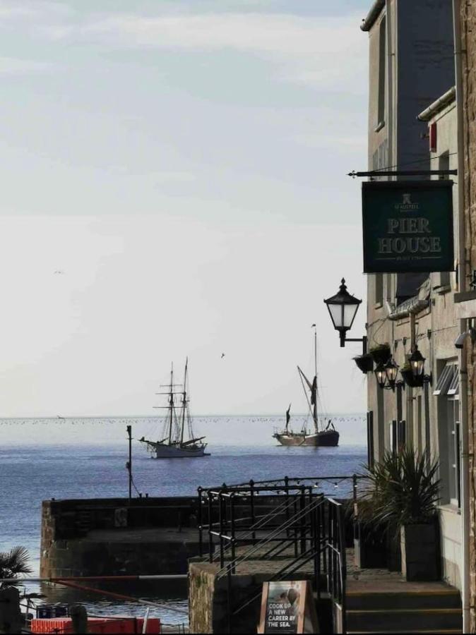 Stunning Yacht Sea Lion In Charlestown Harbour, Cornwall Ξενοδοχείο Εξωτερικό φωτογραφία