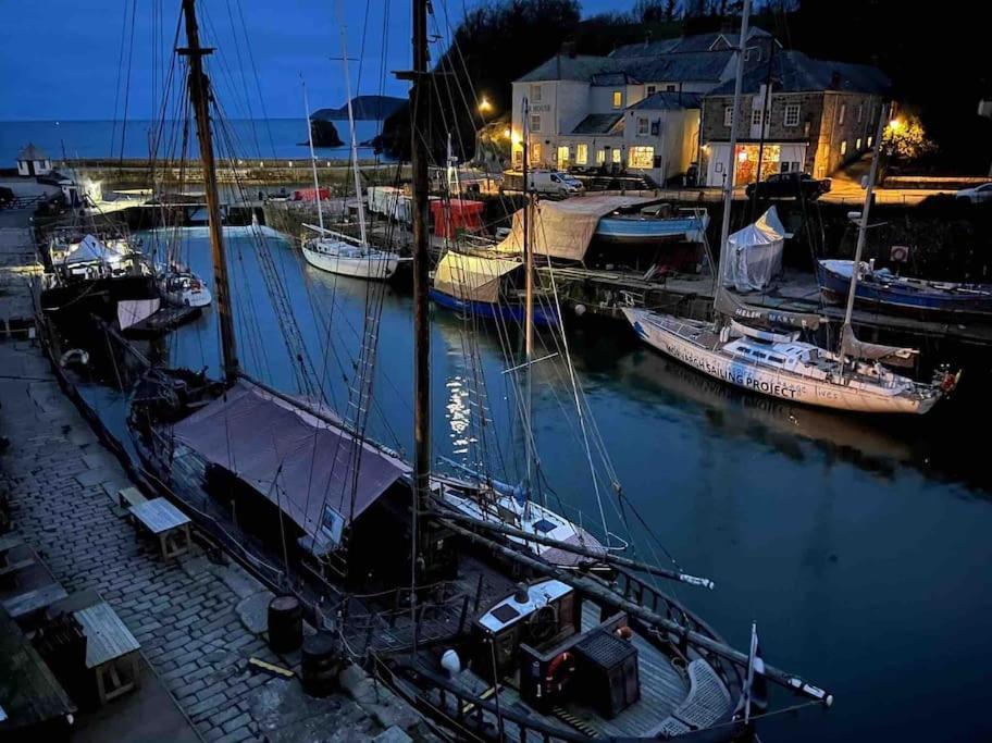 Stunning Yacht Sea Lion In Charlestown Harbour, Cornwall Ξενοδοχείο Εξωτερικό φωτογραφία